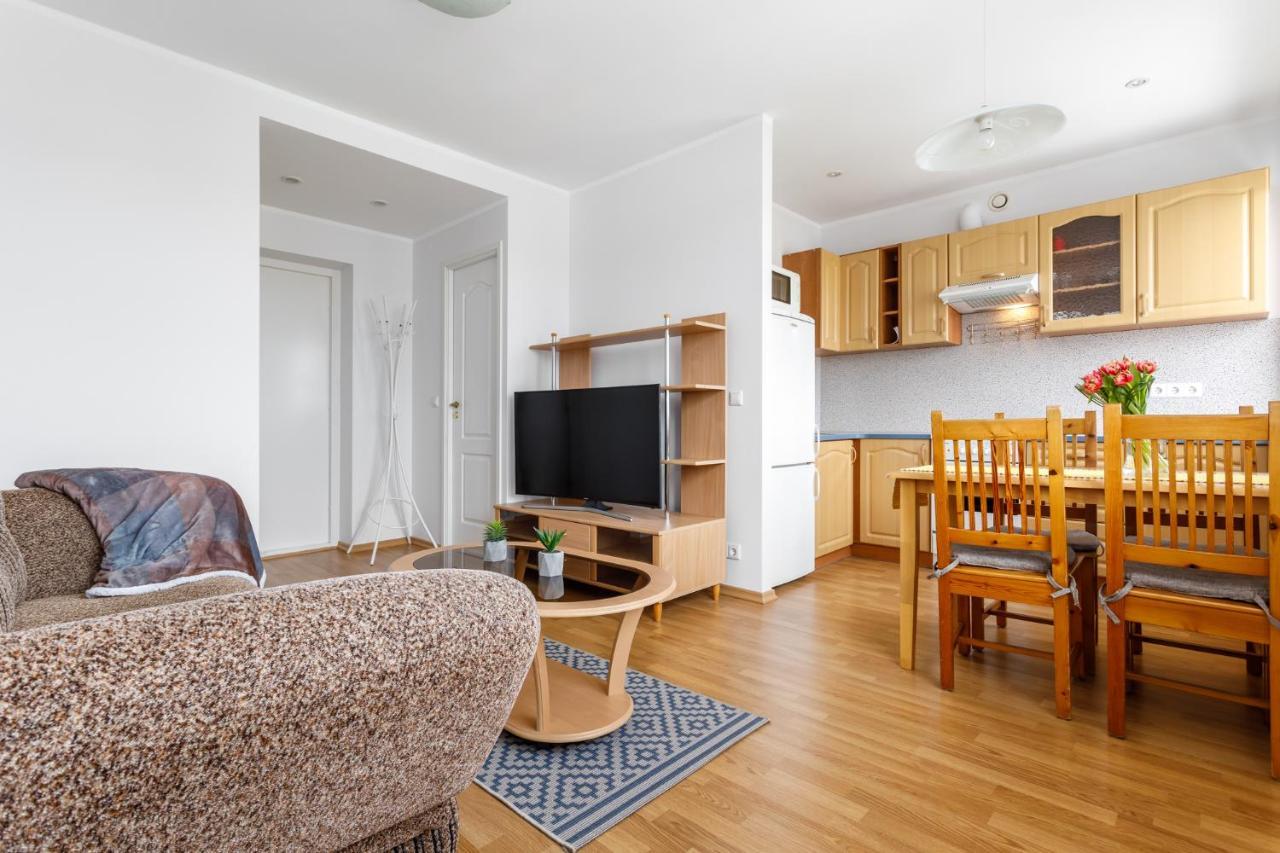 A. H. Tammsaare Puiestee Apartement Pärnu Exteriör bild